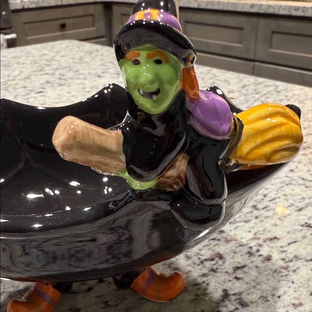 Vintage Halloween Witch Spiderweb Candy Bowl. New condition. - Picture 1 of 10